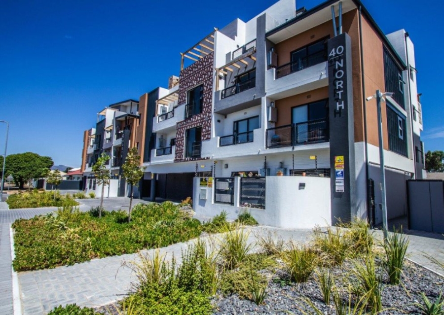 1 Bedroom Property for Sale in Table View Western Cape